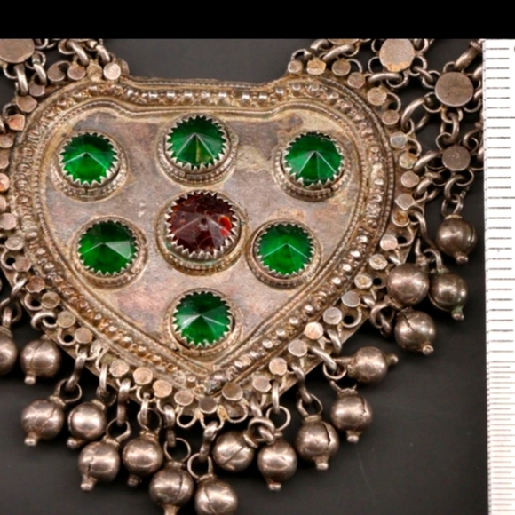 Heavy 9+ oz 800 Silver Berber Necklace Chain Maille Glass - Picture 7 of 7